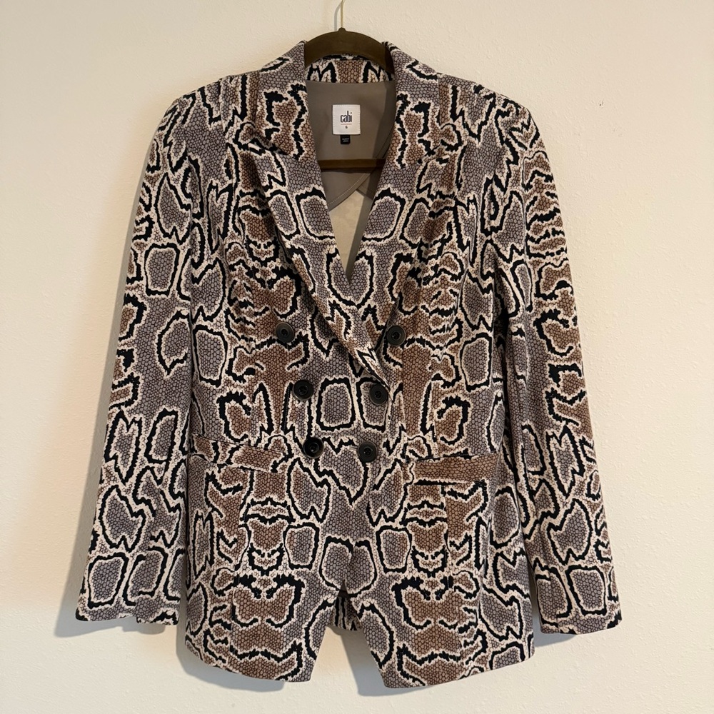 Cabi Knit Blazer Size 6 Gray Brown Reptile Print Shoulder Pads Double Breasted